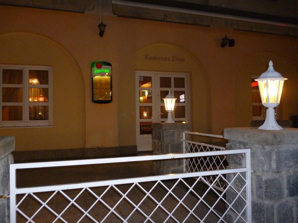 Pension Kamenny Dvur Mariánské Lázně Kültér fotó